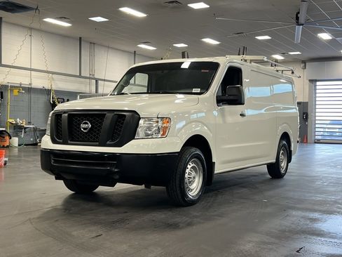Used 2021 Nissan NV 1500 S image 9