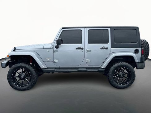 Used 2015 Jeep Wrangler Unlimited Sahara w/ Trailer Tow Group image 6