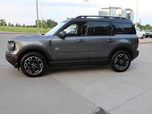 Used 2025 Ford Bronco Sport Outer Banks w/ Outer Banks Tech Package+ AWD/4WD image 4