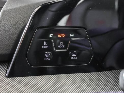 New 2026 Volkswagen GTI SE FWD image 21