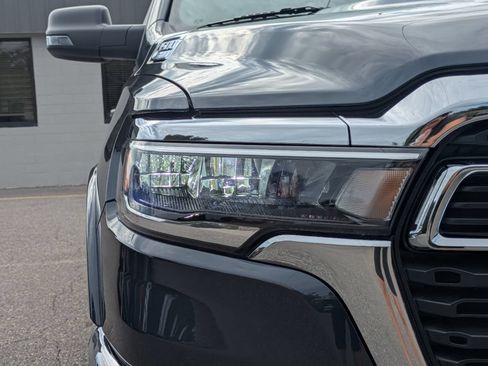 Used 2026 RAM 1500 Big Horn AWD/4WD image 11