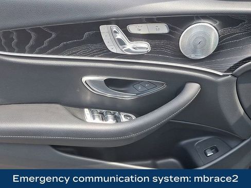 Used 2017 Mercedes-Benz E 300 4MATIC image 21