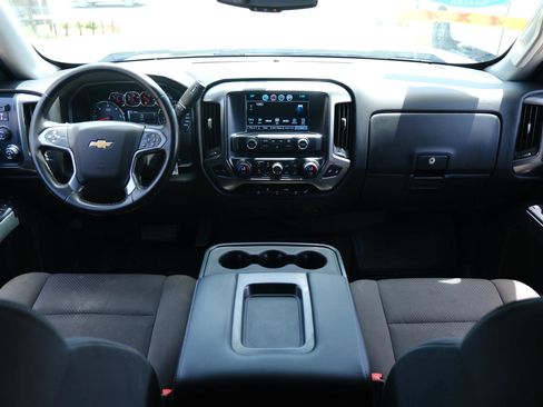 Used 2018 Chevrolet Silverado 1500 LT w/ All Star Edition AWD/4WD image 10