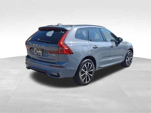 Used 2023 Volvo XC60 B5 Plus AWD/4WD image 6