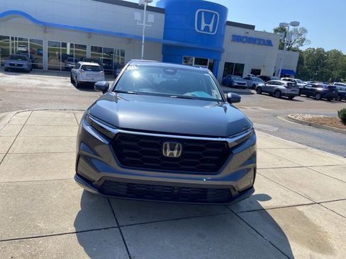 Used 2023 Honda CR-V LX image 3