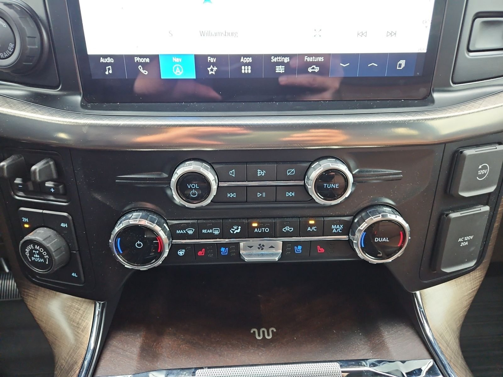 Used 2024 Ford F150 King Ranch AWD/4WD image 28