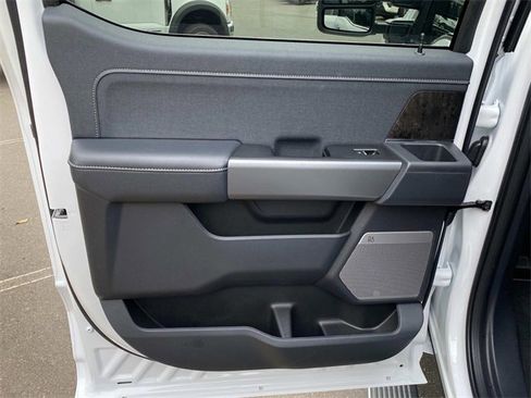 Used 2026 Ford F450 Lariat w/ Chrome Package image 10