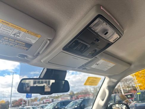 Used 2024 Toyota 4Runner SR5 image 30