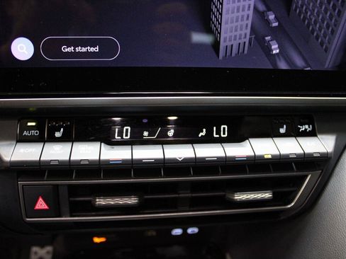 Used 2025 Toyota Camry XSE FWD image 23
