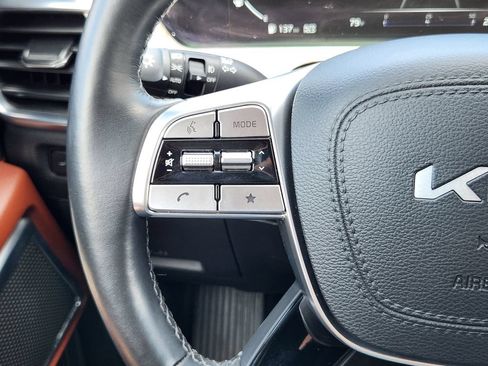 Certified 2023 Kia Telluride SX Prestige AWD/4WD image 19