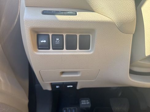 Used 2016 Nissan Altima 2.5 SV image 14