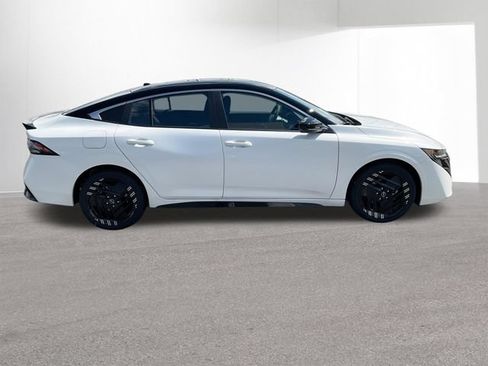 New 2026 Nissan Sentra SR w/ SR All Weather Package FWD image 34