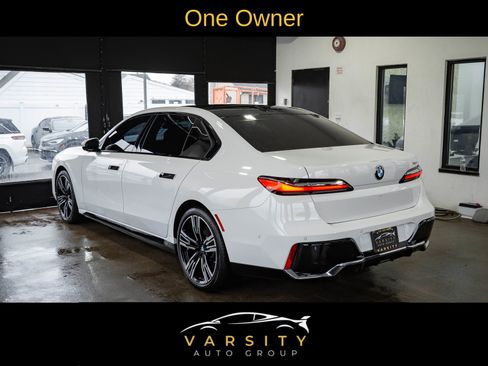 Used 2025 BMW 740i RWD image 6