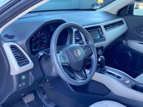 Used 2019 Honda HR-V LX image 23