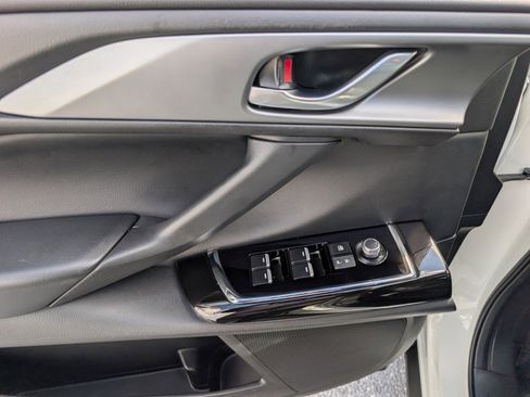 Used 2023 MAZDA CX-9 Touring image 20