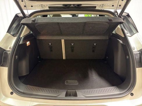 Used 2024 Buick Encore GX Avenir w/ Avenir Technology Package AWD/4WD image 30