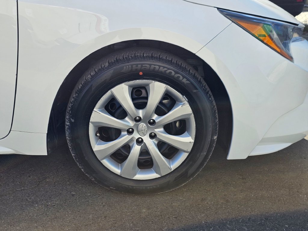 Certified 2023 Toyota Corolla LE FWD image 9
