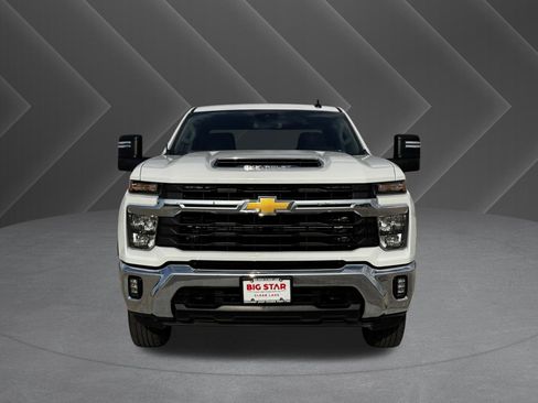 Used 2025 Chevrolet Silverado 2500 LT w/ Convenience Package image 3