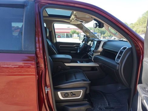 Used 2019 RAM 1500 Laramie RWD image 18