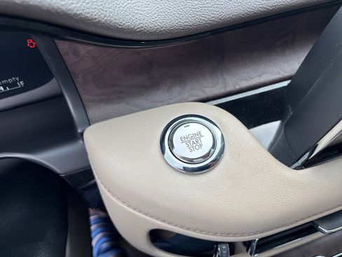 Used 2021 Lincoln Aviator Reserve w/ Equipment Group 202A image 30