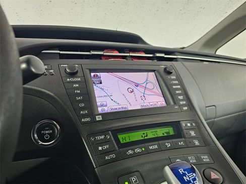 Used 2010 Toyota Prius Three image 28