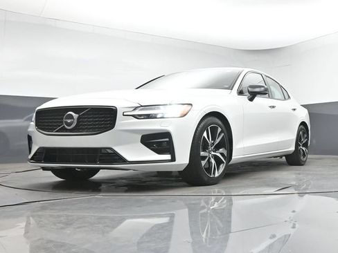 Used 2023 Volvo S60 B5 Core w/ Climate Package AWD/4WD image 36