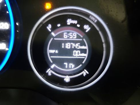 Used 2021 Honda HR-V LX image 25