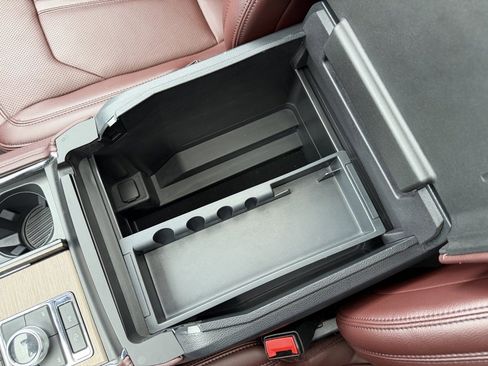 Used 2024 Ford Expedition Max Limited image 28