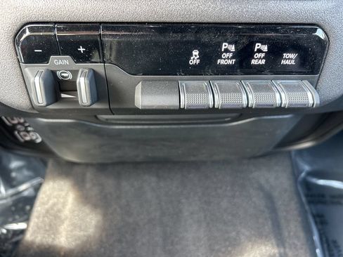 New 2026 RAM 1500 Express AWD/4WD image 18