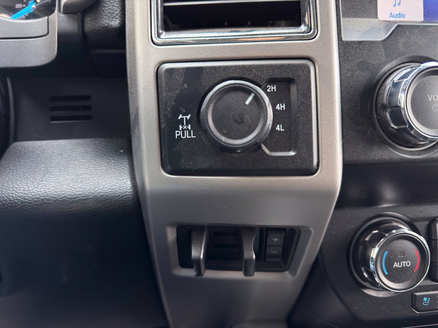 Used 2020 Ford F250 Lariat AWD/4WD image 15