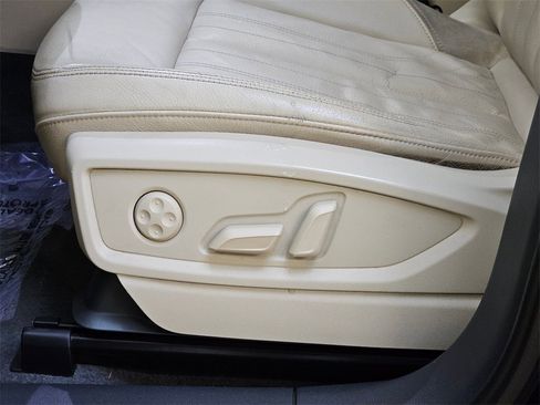 Used 2018 Audi Q5 2.0T Premium Plus image 25