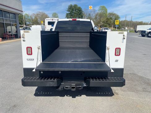 Used 2018 Ford F250 XL w/ Power Equipment Group image 30
