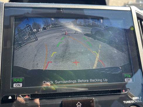 Used 2022 Subaru Crosstrek 2.5i Limited w/ Popular Package #3 image 12