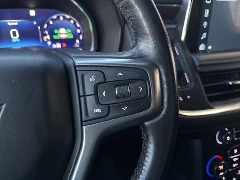 Used 2022 Chevrolet Suburban Z71 image 33