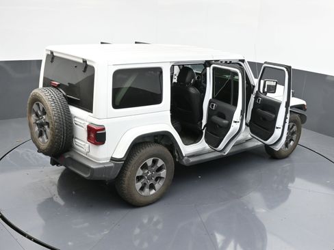 Used 2019 Jeep Wrangler Unlimited Sahara image 43