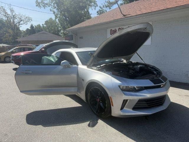 Used 2016 Chevrolet Camaro LT RWD image 9
