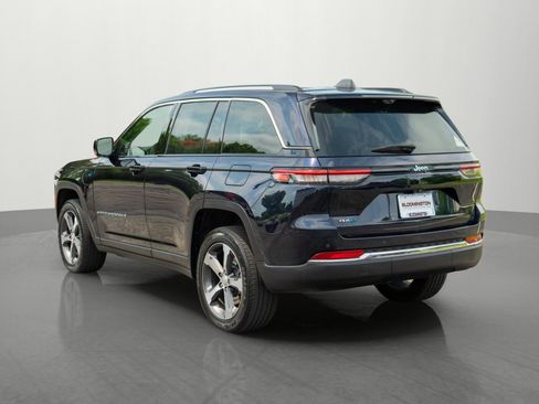 Used 2023 Jeep Grand Cherokee 4WD 4xe w/ Luxury Tech Group II image 5
