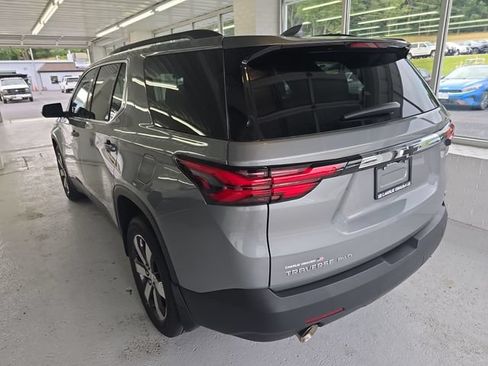 Used 2023 Chevrolet Traverse LT w/ LT Premium Package AWD/4WD image 3