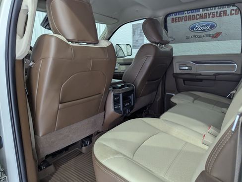 Used 2020 RAM 3500 Laramie AWD/4WD image 14