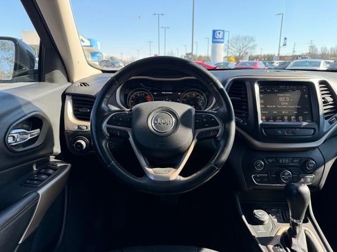 Used 2018 Jeep Cherokee Limited w/ High Altitude Package image 22