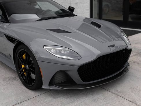 Used 2022 Aston Martin DBS Superleggera Volante image 15