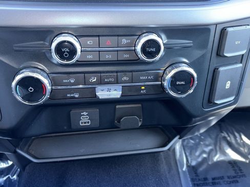 Used 2025 Ford F150 XLT w/ Equipment Group 301A Standard AWD/4WD image 17