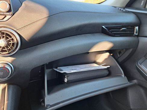 Used 2023 Nissan Sentra SV image 19