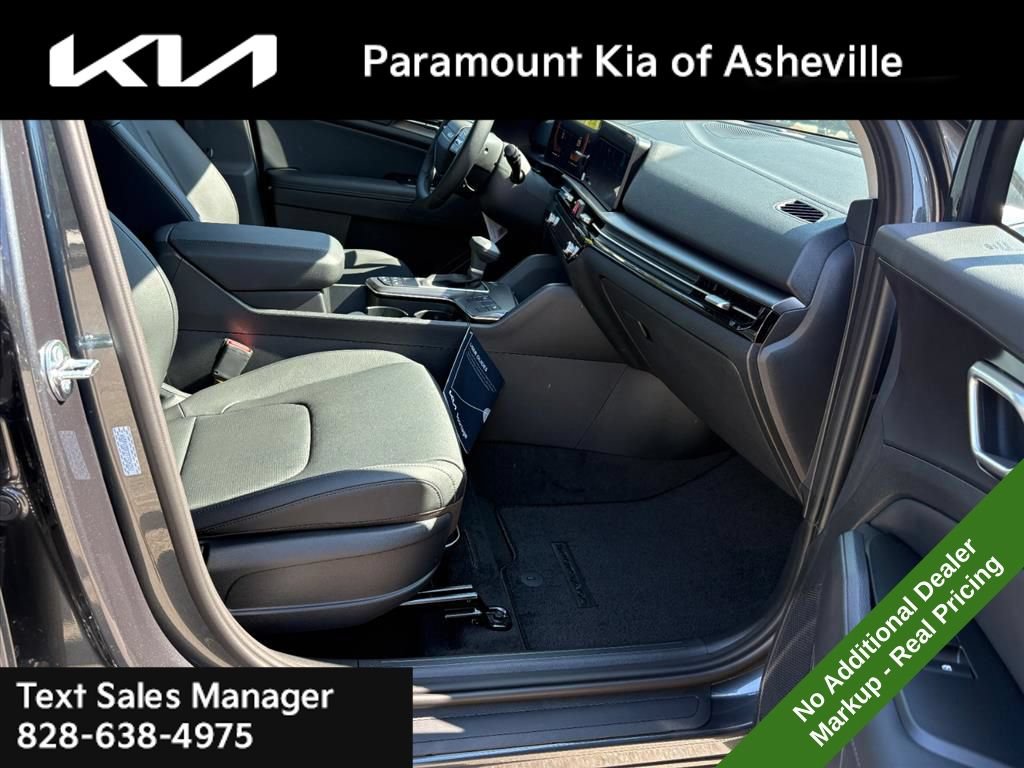 New 2026 Kia Sportage EX FWD image 19