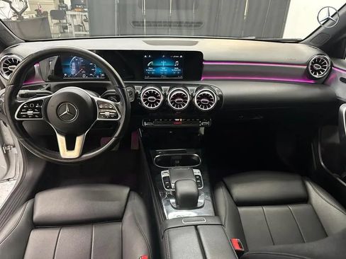 Used 2019 Mercedes-Benz A 220 image 13