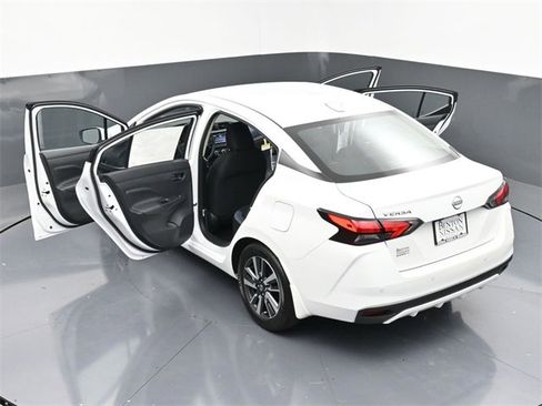 New 2025 Nissan Versa SV w/ Trunk Package image 42