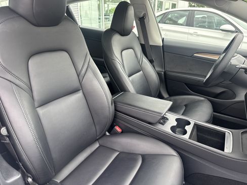 Used 2023 Tesla Model 3 Standard Range RWD image 21