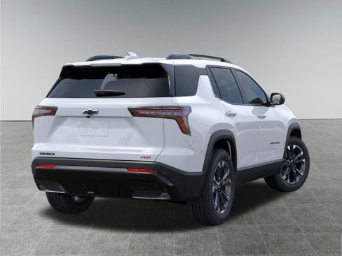 New 2026 Chevrolet Equinox RS FWD image 4