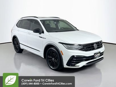 Used 2022 Volkswagen Tiguan SE R-Line