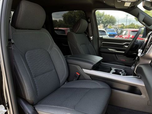 Used 2026 RAM 1500 Lone Star AWD/4WD image 32